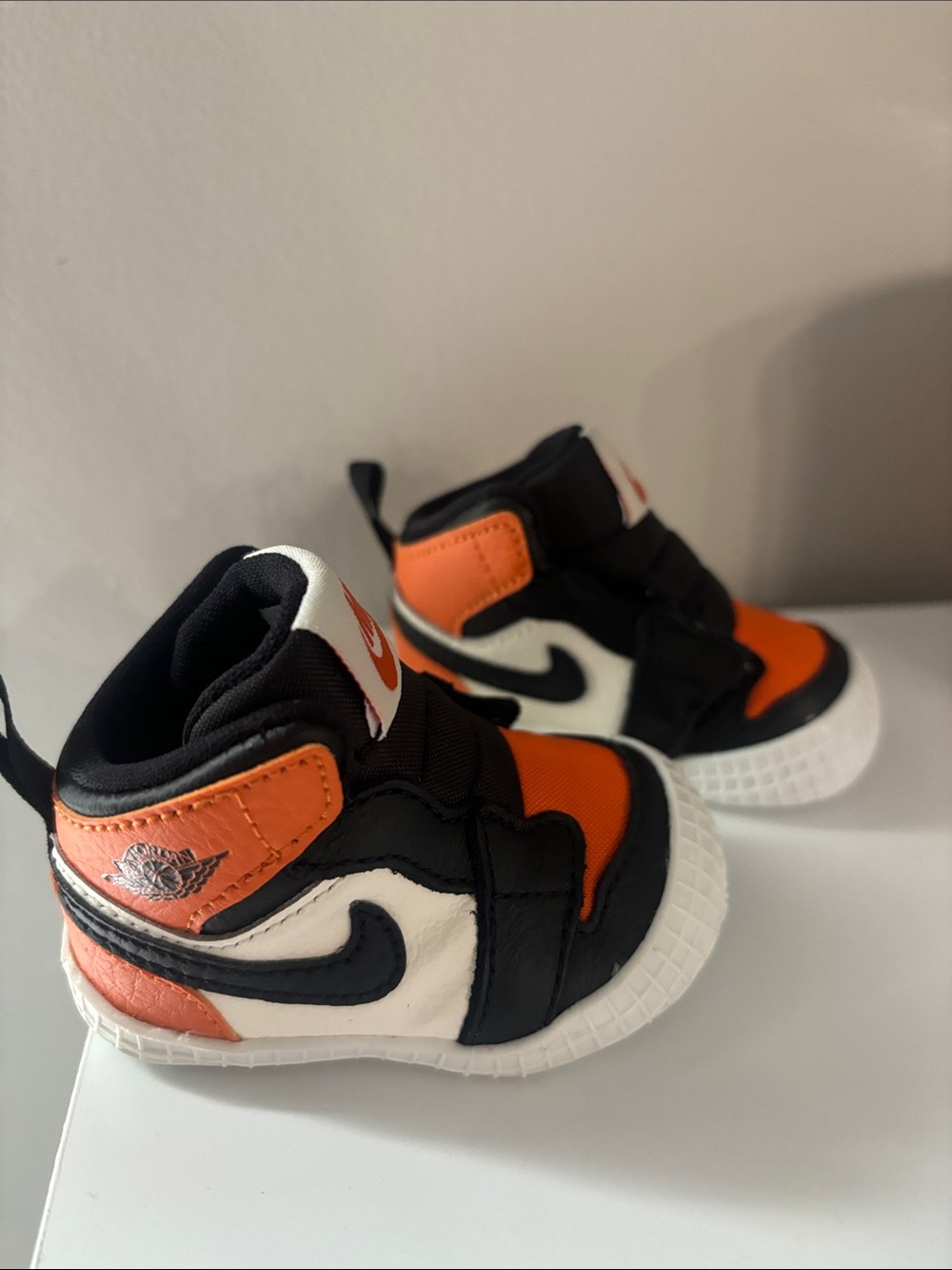 AIR JORDAN crib bootie